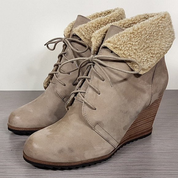Caslon Gaby Faux Shearling Lace-Up Bootie, Sand Leather, Womens Size 11 M / 41 - Picture 3 of 11